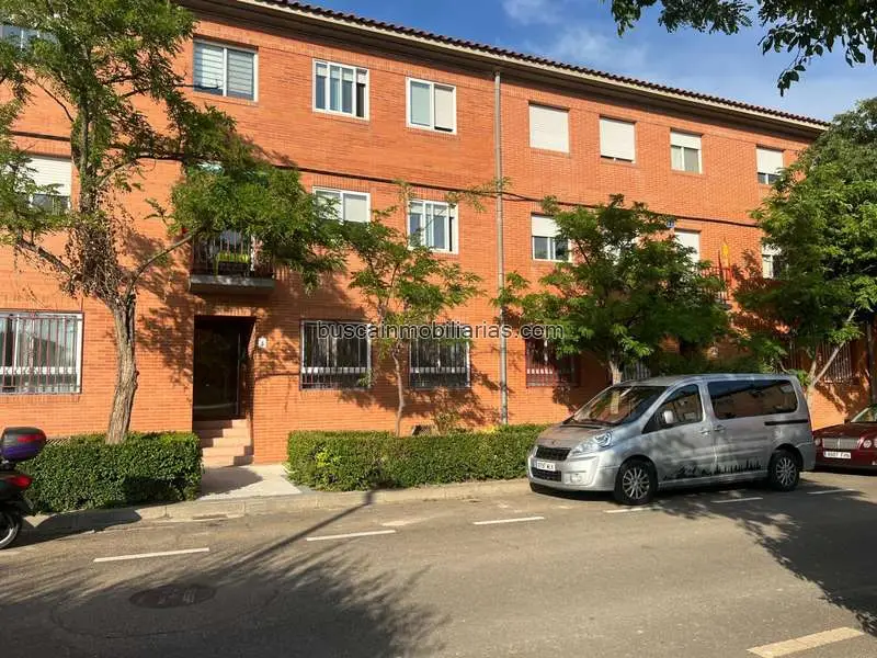 Piso en Venta del Olivar Zaragoza 3 habitaciones salon 20m2