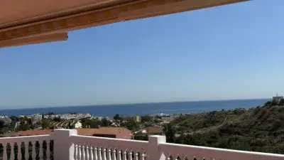 Chalet Pareado con Vistas al Mar en Añoreta