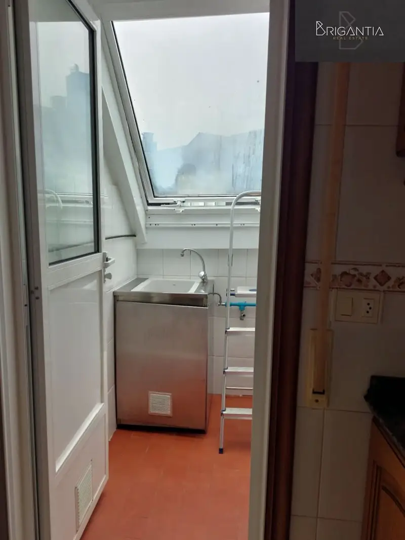 Piso en Venta Carral 2 Dormitorios Garaje Trastero VPO