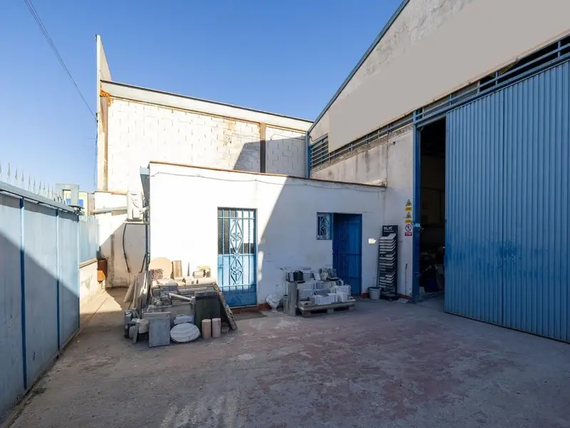 Nave Industrial en Venta Atarfe Granada 225m2