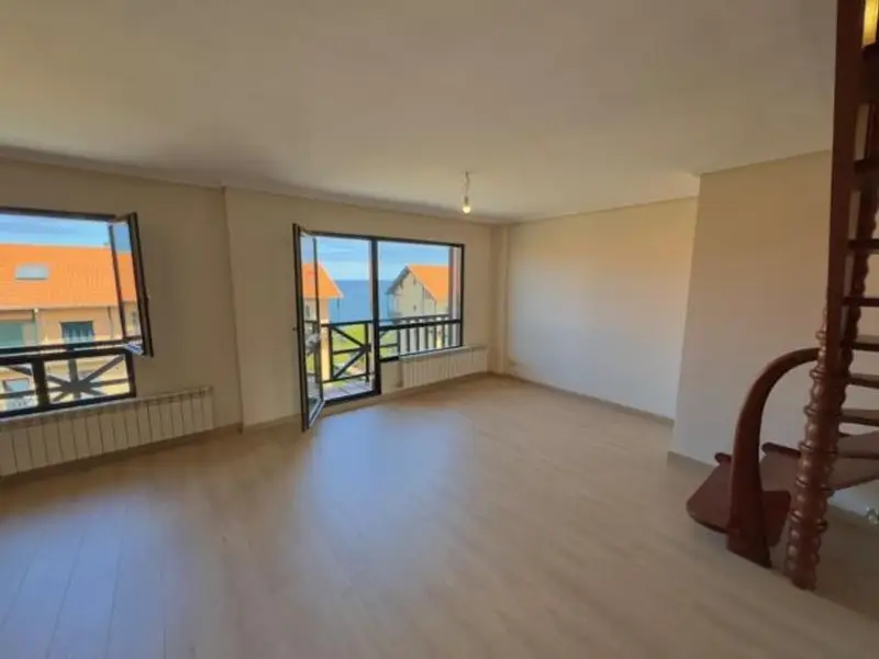 Dúplex con Vistas al Mar en Comillas