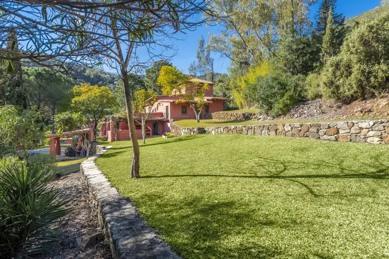 Villa 5 Dormitorios Benahavis Piscina Privada Vistas Montana