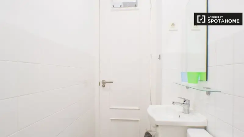 Apartamento 6 Dormitorios 2 Baños Madrid Alquiler Spotahome
