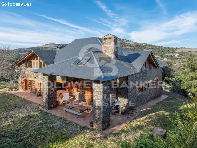 Casa en Les Pedritxes con Vistas a la Montaña