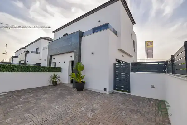 Bungalows en Gran Alacant Obra Nueva 2 y 3 Dormitorios