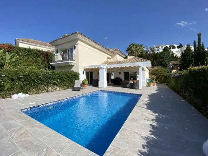 Villa 5 Dormitorios Marbella Fuengirola