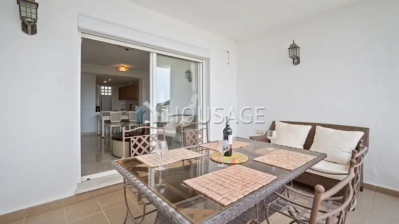 Apartamento en venta en Benahavís con vistas al mar