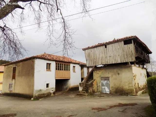 Casa de Pueblo en Loro Asturias para Rehabilitacion