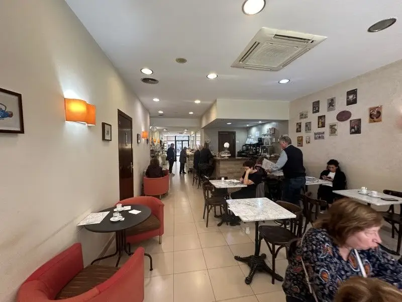 Venta Local Comercial Montjuic Terraza 156m2