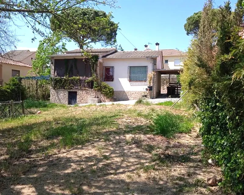 Casa Unifamiliar 68m2 3 Habitaciones Sils Girona