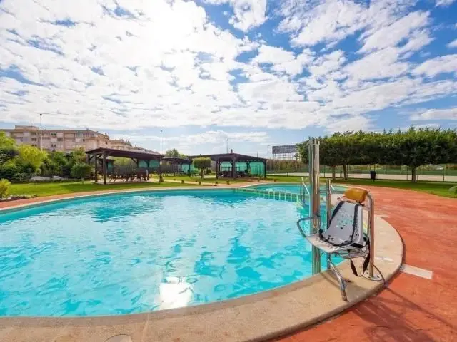 2 Bed Bungalow for sale