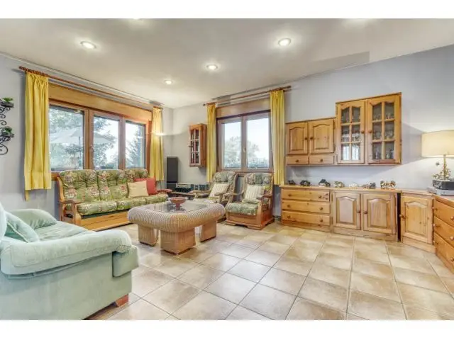 Casa Feng Shui con Piscina y Gimnasio