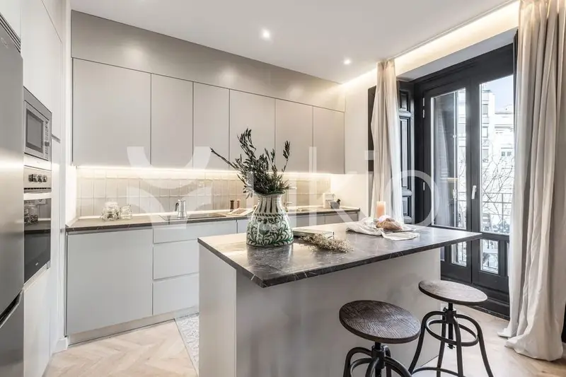 Apartamento Amueblado Trafalgar Madrid 4 Dormitorios 4 Baños