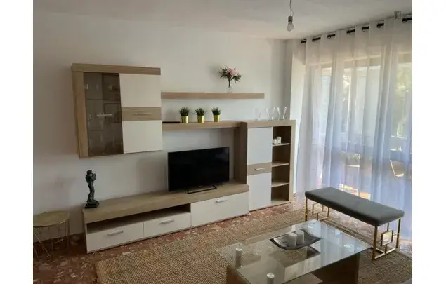 Alquiler Apartamento 4 Dormitorios Málaga