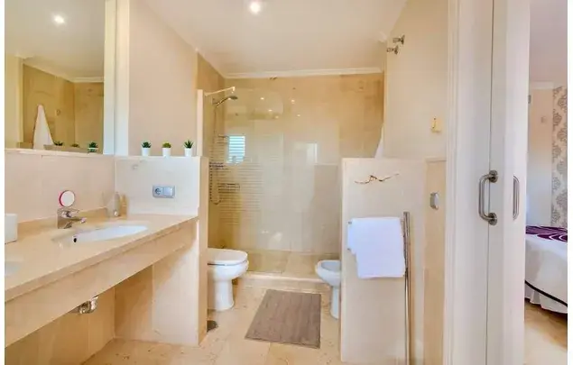 Apartamento de Lujo 2 Dormitorios en Benatalaya Estepona