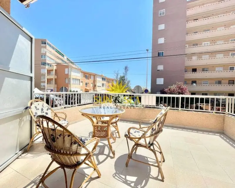 Apartamento en La Mata Torrevieja cerca de la playa