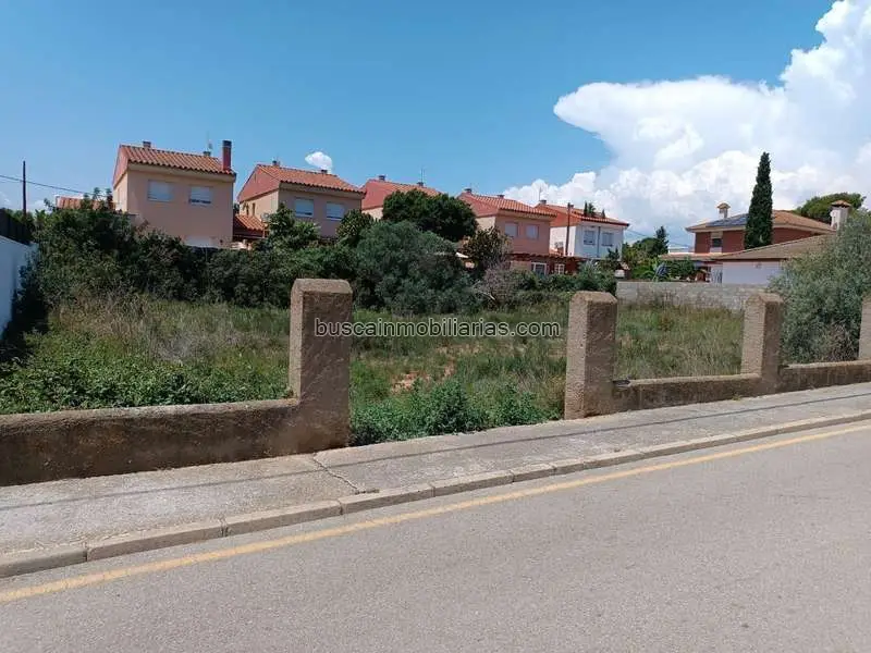 Solar Urbano en Mont Roig del Camp 4 Viviendas
