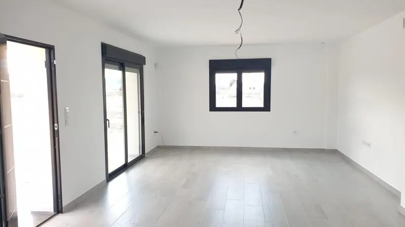 Villa 3 Dormitorios Pinoso Alicante Nueva Personalizable