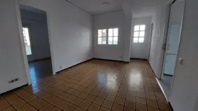 Atico Centrico con Terraza 3 Habitaciones 2 Baños