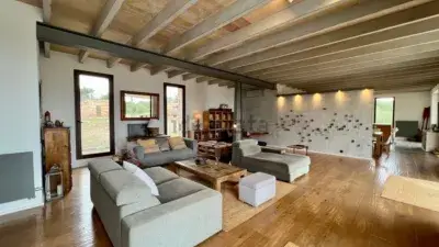 Finca Rústica Moderna en Mallorca Alquiler 4 Dormitorios Piscina