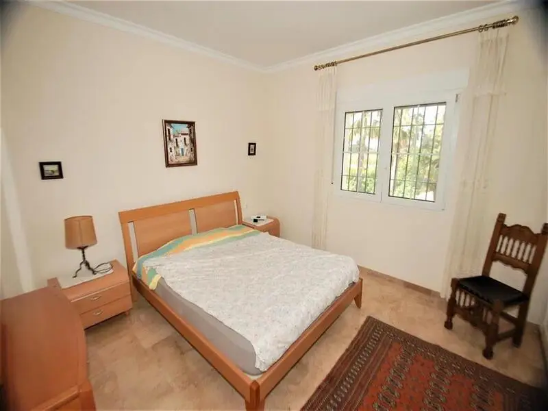 Villa de Lujo con 4 Dormitorios en Denia
