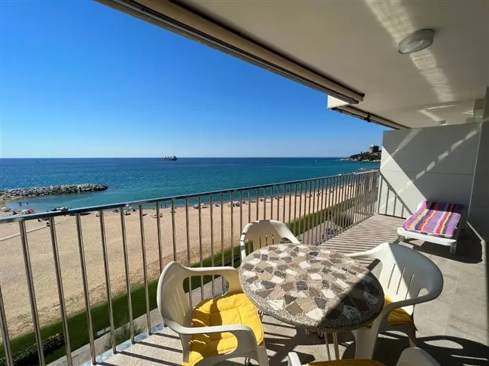 Apartamento 3 Dormitorios Primera Linea de Playa