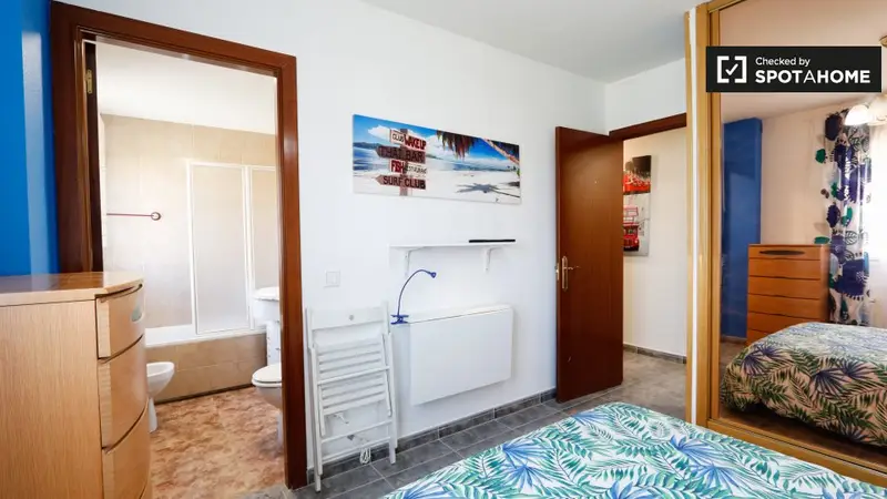 Habitacion en piso reformado Alcalá de Henares con piscina