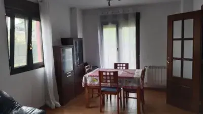 Chalet en Ubiarco cerca de la playa y Santillana del Mar