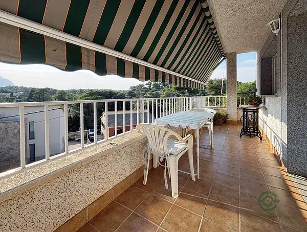 Casa familiar en Vacarisses con jardin y 3 habitaciones