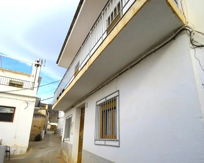 4 Cuarto Adosado en venta
Laroles, Granada