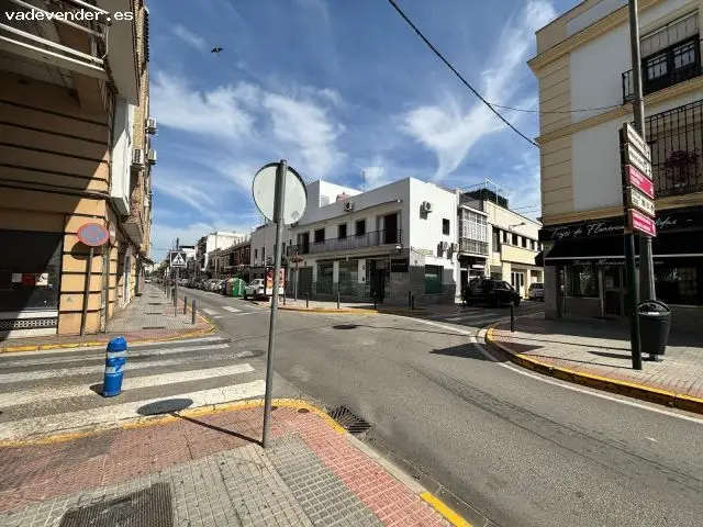 Casa en Venta en Centro Dos Hermanas A Reformar 225m2