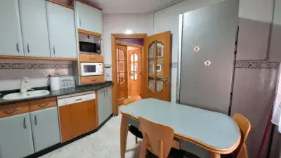 Casa adosada en venta en Tarazona centro reformada