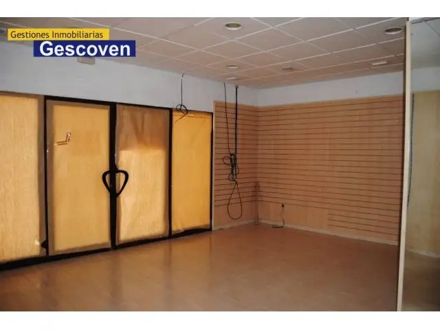 Alquiler Local Comercial Valencia de Alcántara 100m2