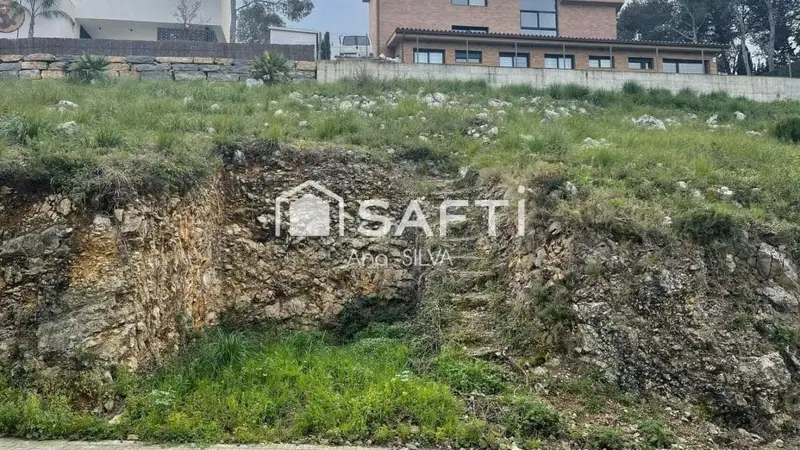 Solar en Venta Canyelles Barcelona 1275m2