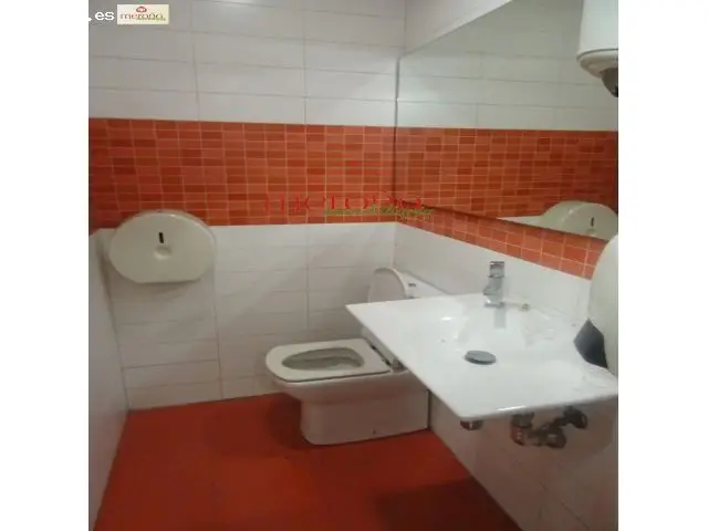 Local Comercial Plaza Barcelona Elche 86m2 Reformado