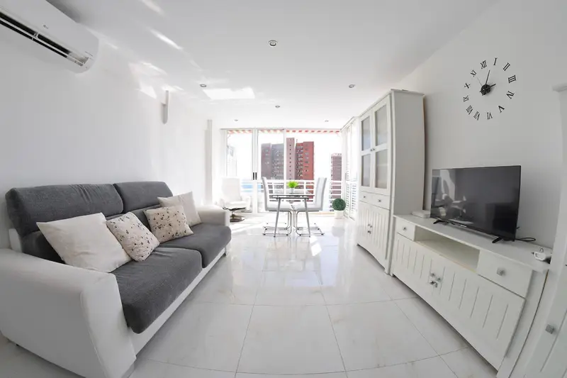 Apartamento en Benidorm Levante con Piscina y Terraza