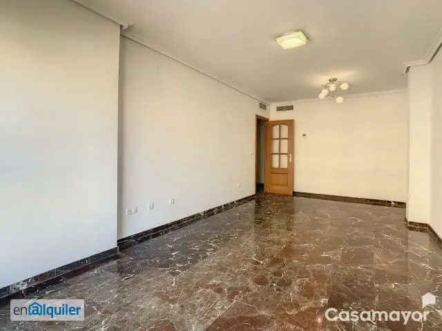 Alquiler Piso 4 Dormitorios Centro 125m2 Terraza Garaje