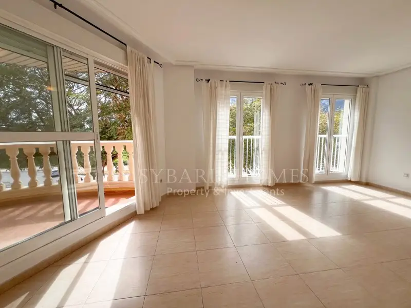 Venta Apartamento La Pedrera con Trastero y Garaje