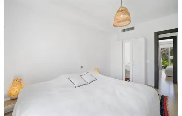 Alquiler Villa Lujosa 4 Dormitorios El Paraiso Alto Estepona