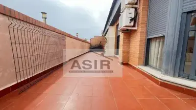 Atico en Alquenencia con Garaje y Terraza
