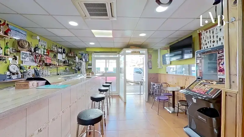 Traspaso Bar con Vivienda en Palma de Mallorca cerca de Ocimax