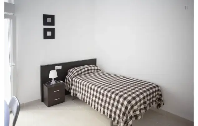 Alquiler Apartamento 5 Dormitorios Cadiz Estudiantes