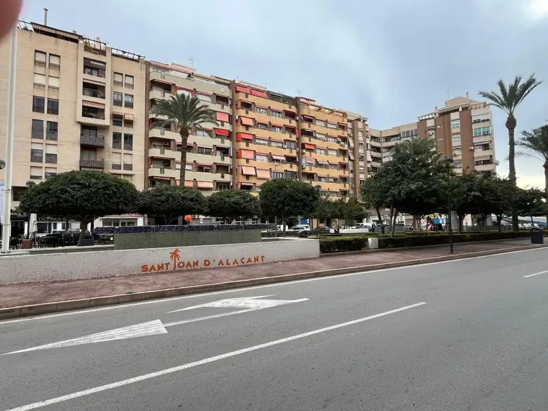 Oficina en Alquiler San Juan de Alicante 90m2 Plaza Constitucion