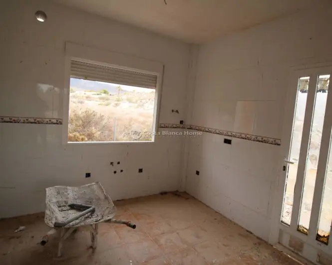 Villa 3 Dormitorios Fortuna Ba	nos - Estructura Cerrada