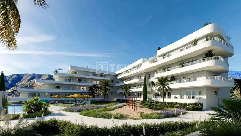 Apartamentos en Fuengirola con Vistas al Mar y a la Montana