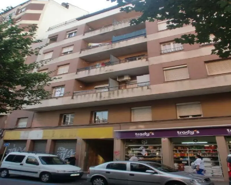 Piso 82m2 4 habitaciones Salt Girona