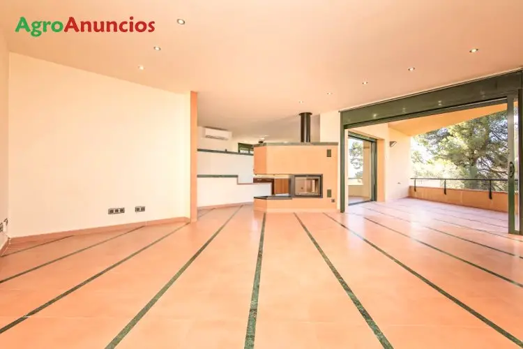 Venta  de Casa y 2 apartamentos en Barcelona