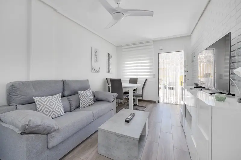 Bungalow en venta en Torrevieja cerca de la playa