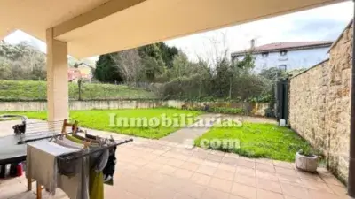 Chalet pareado en venta en Calle Otañes