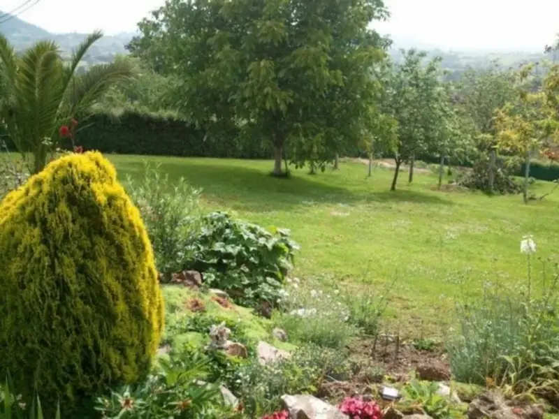 Venta Chalet en Llanera Asturias 153m2 1200m2 finca